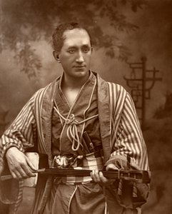 دوروارد ليلي ، مغنية الأوبرا الاسكتلندية ، في جيلبرت وسوليفانز ميكادو ، 1887. بواسطة إرنست بارود